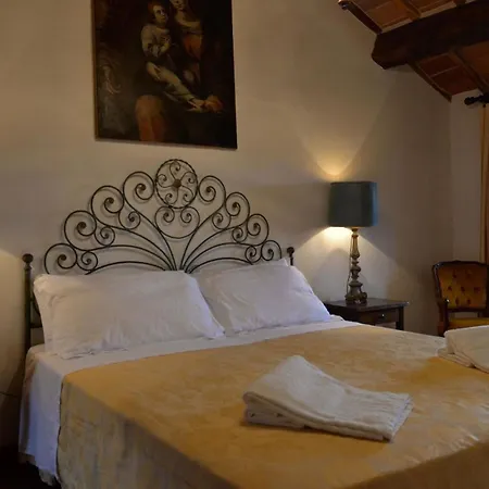 Eugenio Сasa de vacaciones Cortona